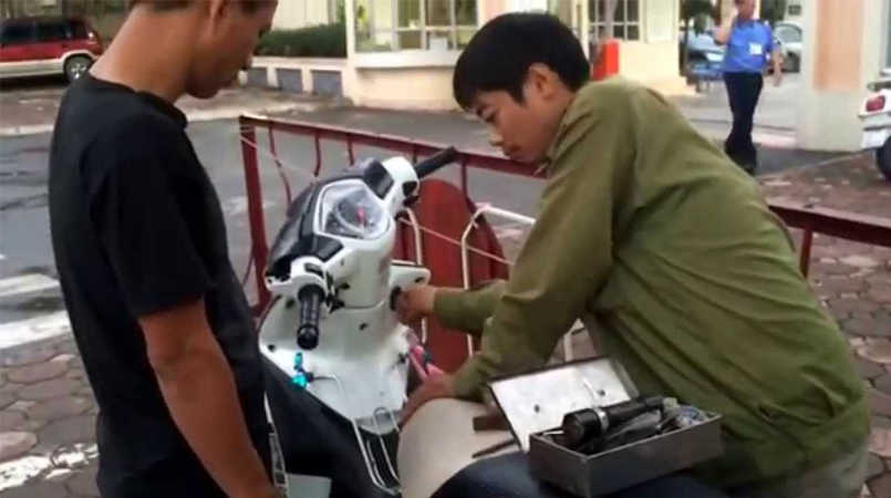 Thợ đánh chìa khóa xe máy tại Đà nẵng