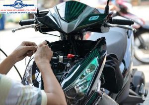 Lắp khóa thông minh Smartkey cho xe AirBlade an toàn nhất