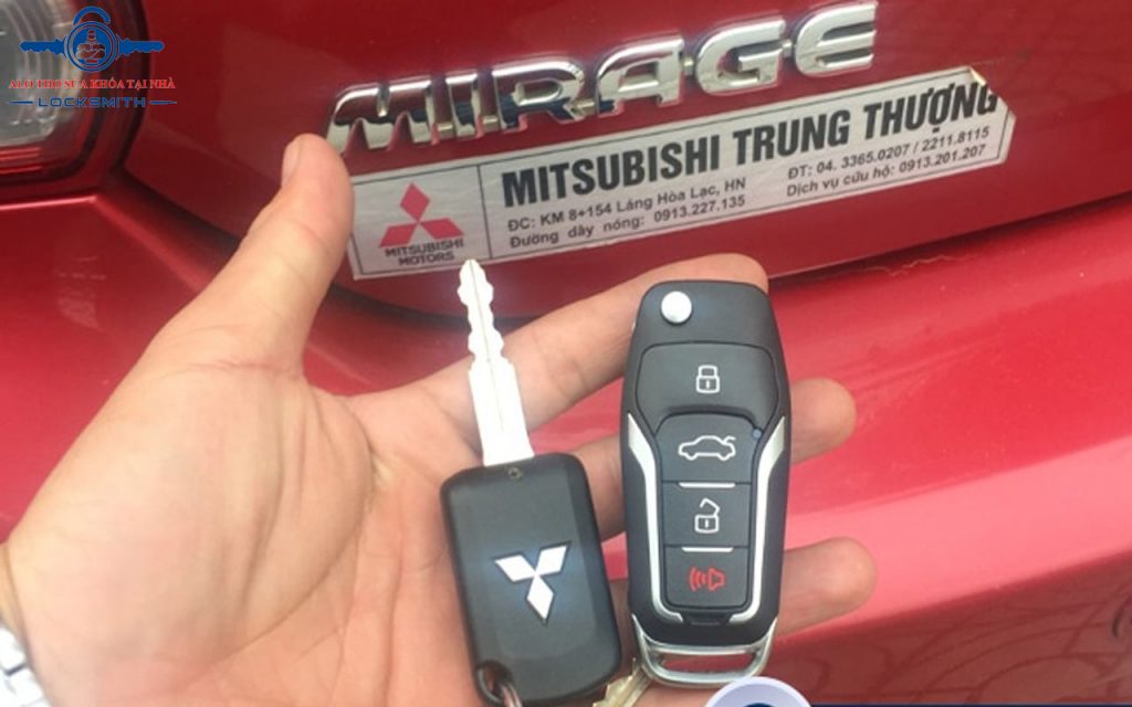 Làm thêm chìa khóa điện ô tô Mitsubishi Mirage