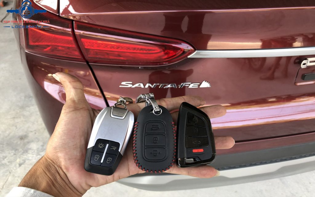 Chìa khóa thông minh xe Hyundai SantaFe