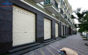 Mất chìa khóa cửa cuốn phải làm sao?