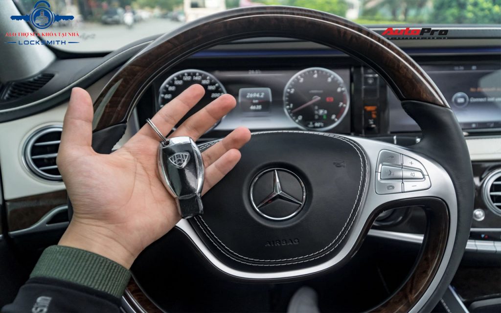 Chìa khóa xe Mercedes S500, E300, E400 thông minh Sửa Chữa Thay Thế Sao Chép Chìa Khóa