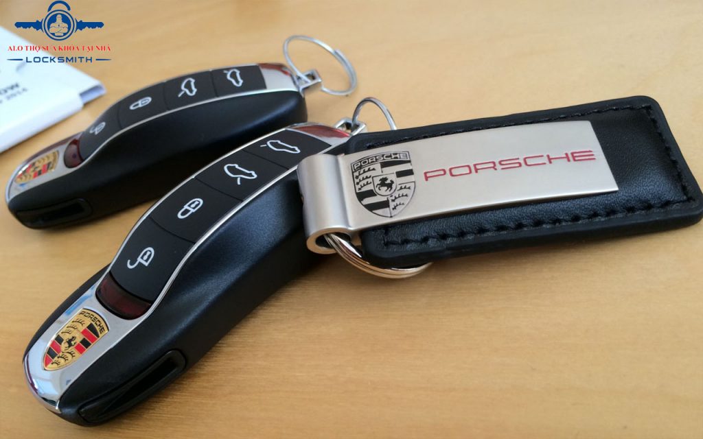 Làm chìa khóa xe Porsche – Alothosuakhoa