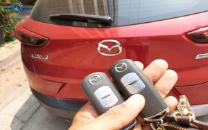 làm chìa khóa remote Mazda Premacy