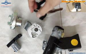Thay lắp sửa chữa ổ khóa xe Lead chính hãng giá rẻ tại alothosuakhoa