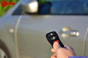 Làm chìa khóa xe Suzuki Ertiga chính hãng giảm 50% phí lắp đặt