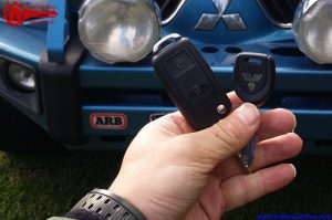 Làm chìa khóa xe Mitsubishi Triton nhận chìa ngay giá Tốt Nhất