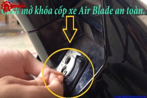 Cách mở cốp xe Airblade nhanh và an toàn