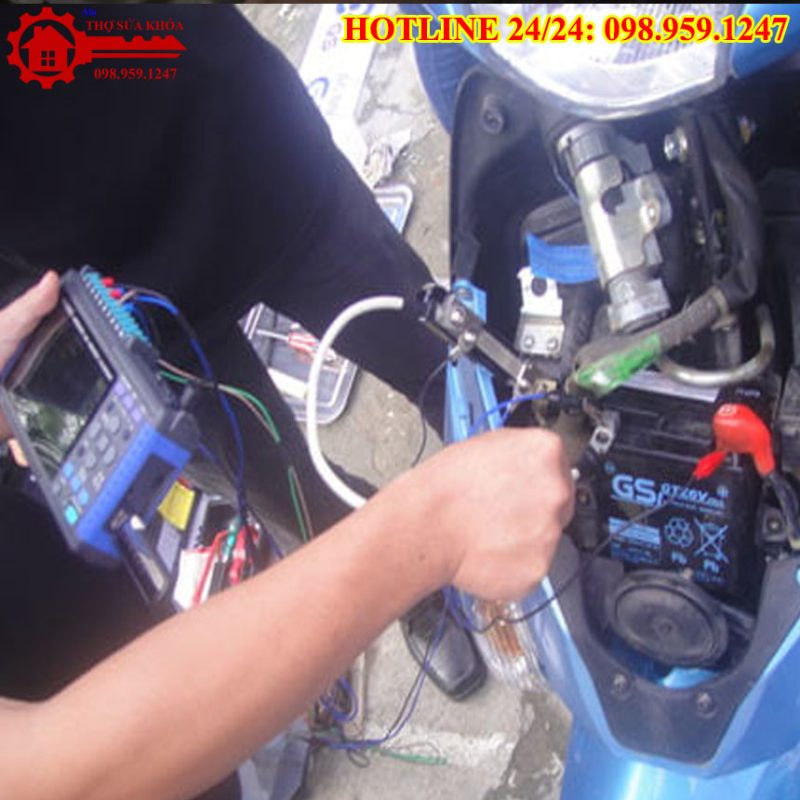 Cách kiểm tra và thay rơ-le đề xe máy tại nhà