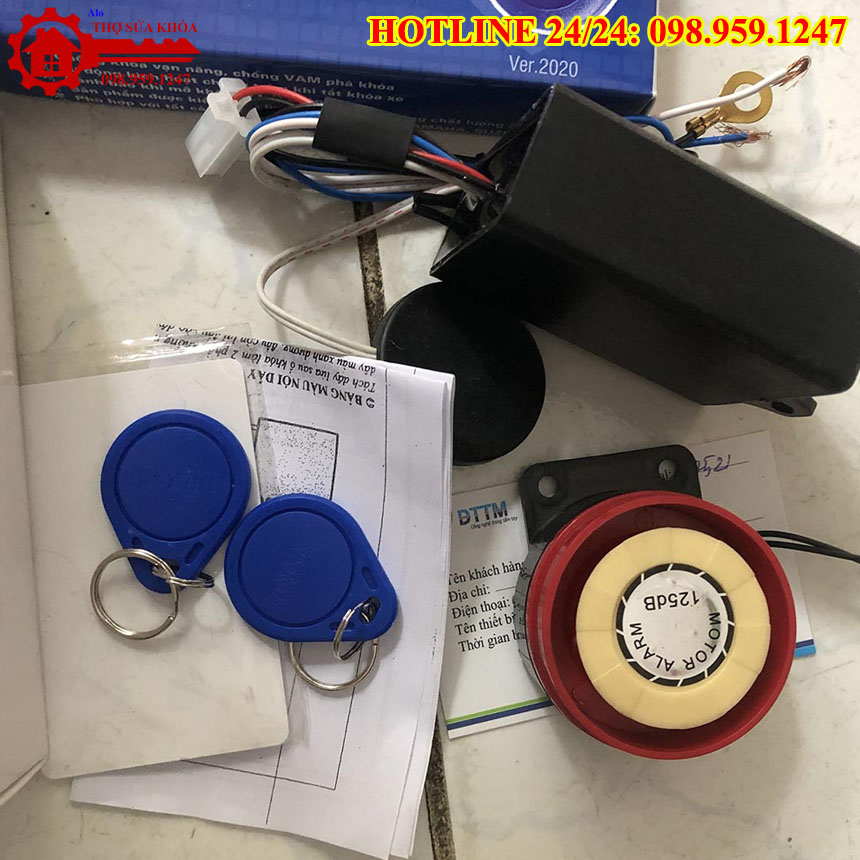 Khóa từ xe máy